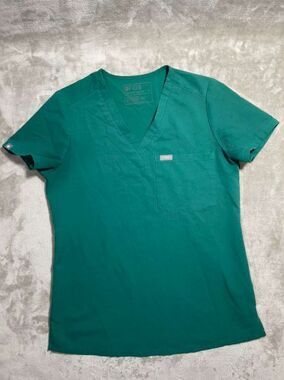 Figs V-Neck Scrub Top Men's XS Green Short Sleeve Technical Collection